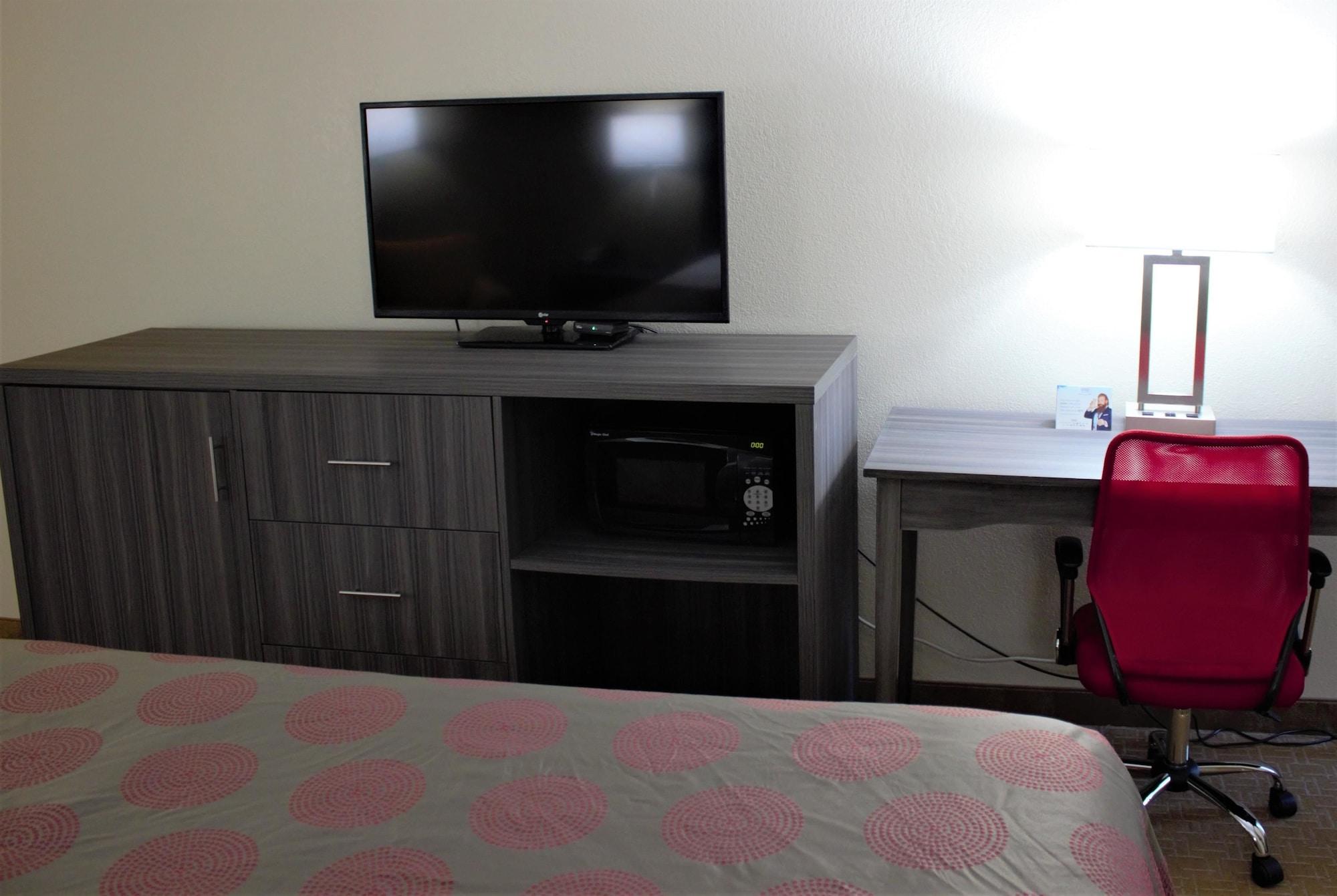 Ramada By Wyndham Wentzville Extérieur photo