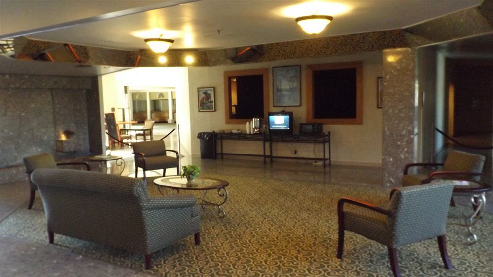 Ramada By Wyndham Wentzville Extérieur photo