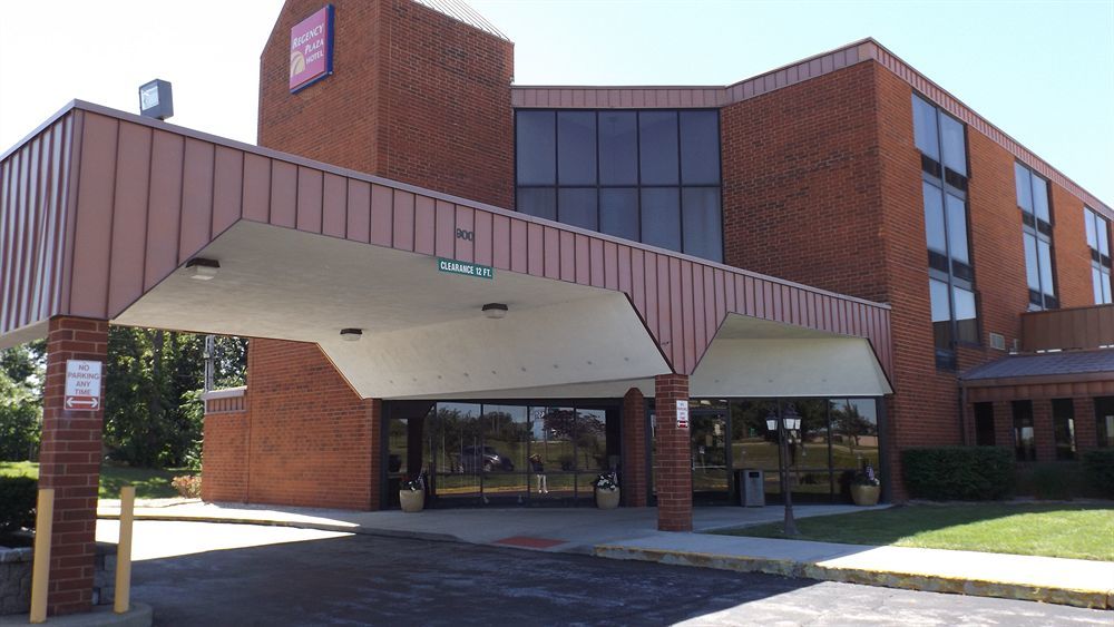 Ramada By Wyndham Wentzville Extérieur photo